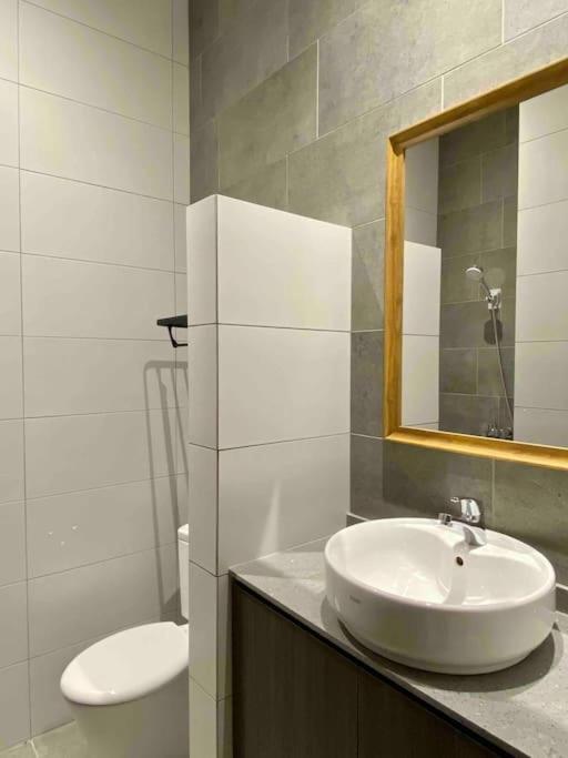 Apartment The Podium-3r2b-free 2 Parking-12 Pax-d321